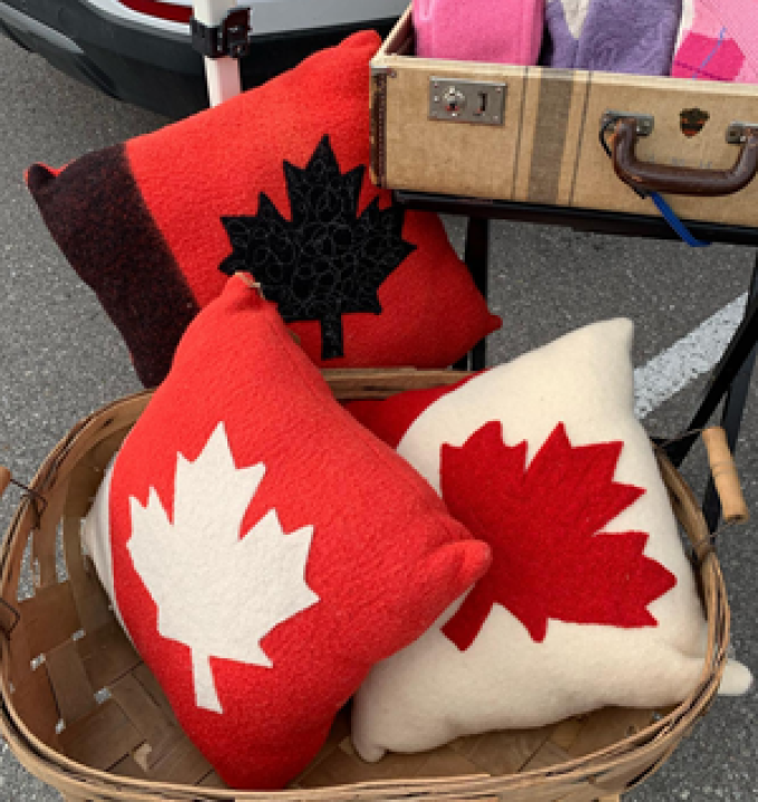 Rouge River Crafts and Candles